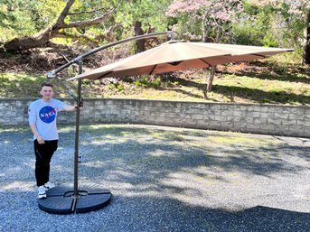 Cantilever Patio Umbrella 1 0f 2