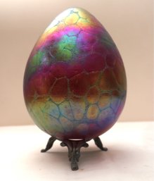 Borowski Iridescent Art Glass Egg On Stand