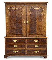 Henredon Georgian-Style Flame Mahogany Linen Press Cabinet
