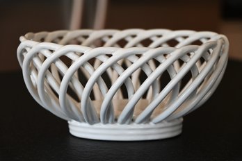 Weaved Porcelain Bread Basket