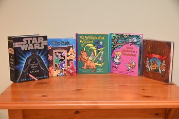Children's Pop-up Books Including Start Wars, Wizard Of Oz And More