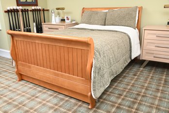 Sleigh Bed