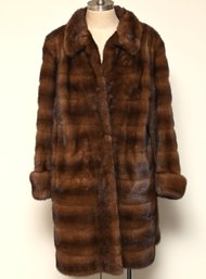 Luxurious Brown Mink Fur Coat With A Classic Design Size Medium
