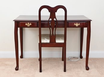 Traditional Queen Ann Style Writing Desk And Chair