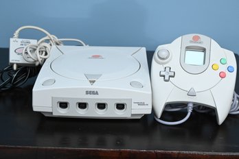 Sega Dreamcast With 1 Controller