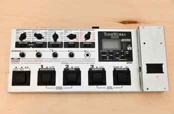 Korg Ax1500g Guitar Pedal System