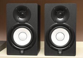 Yamaha HS5 Bookshelf Speaker Pair