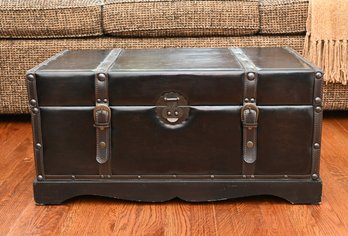 Vintage Style Treasure Chest Trunk