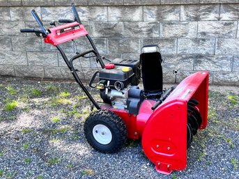 Yard Machines 26 Inch Snow Blower 208cc Electric Start