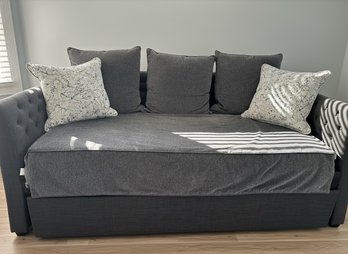 Sofa - Daybed - Tufted Gray