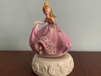 Josef Originals Vintage Lady With Golden Fan Musical Figurine