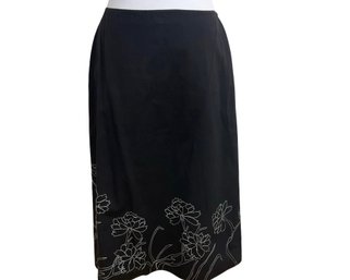 Donna Karan Black Skirt With Embroidered Flowers Size 10