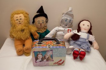 Wizard Of Oz Character Dolls With Tin Lunch Box
