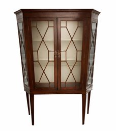 Furniture - China Cabinet - Mahogany & Glass