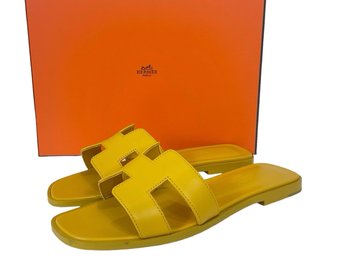 Hermes Oran Sandal Jaune Topaz Size 37.5 With Box