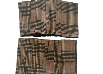 20 Plaid Black With Brown Dinner Napkins