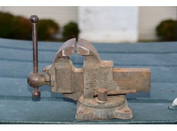 The Chas Parker Co. Antique Bench Vise