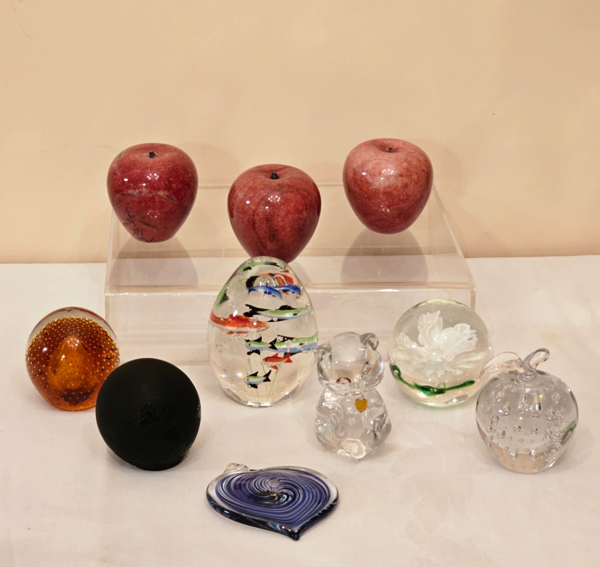 Marbled Paperweights Lot Of Vintage Glass & Marble Paperweights #30 #18868 | Auctionninja.com