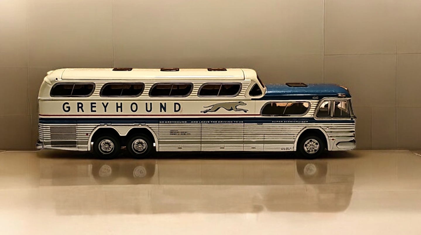 Gorgi Super Scenicruiser Greyhound 4343 Philadelphia Greyhound Bus