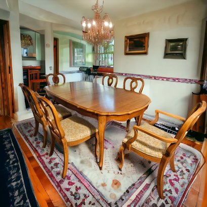 1962 Thomasville French Provincial Style Dining Table With