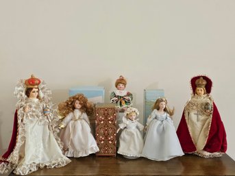 Large Lot Of Vintage Collectible Dolls #143