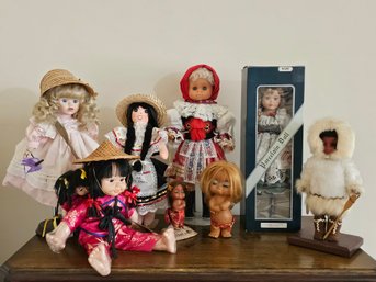 Large Lot Of Vintage German Bavarian, Hong Kong, Hawaiian And Alaskan Dolls  #144