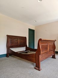 Classic American Gondola Sleigh Bed In Solid Mahogany By Lexington Furniture Queen Size - Great Condition #55
