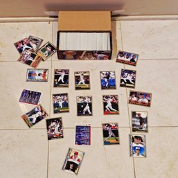 Mixed Vintage Baseball Collectible Cards #220