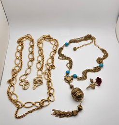 Lot Of Two Gold Tone Vintage Jewelry #93