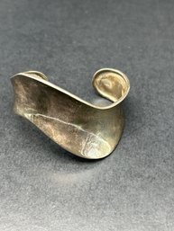 Sterling Silver Modernist, Wavy Cuff Bracelet, IBB 925, 2.5' Wrist Width