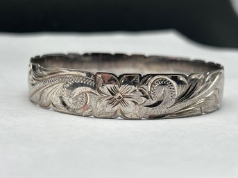 Hawaiian Floral Design Scrolling Cut Out Bangle Bracelet, Sterling Silver, Marked 925, 3', Plumeria