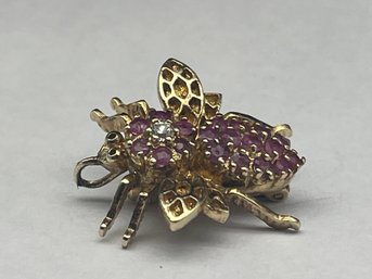 Pave Set Purple And Clear Stone Gold Toned Bee Or Fly Pin / Pendant, 1'