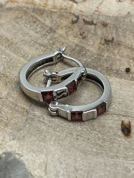 Beautiful Huggie Style Sterling Silver Earrings With Alternating Square Red And Clear Stones, Marked 925 DL