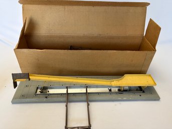 #362 Lionel Barrel Loader