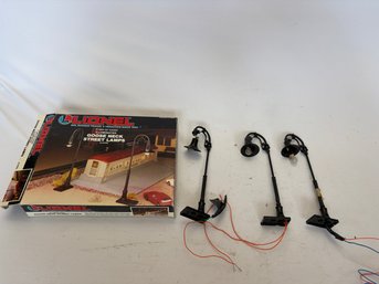 Lionel Set Of 3 Gooseneck Lamposts