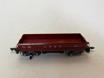 CB&Q 719 Carrier Model Train
