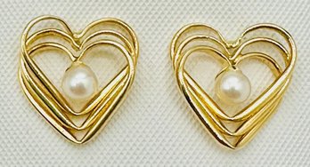 14KT Yellow Gold Pair Of Pearl Earrings '# 2145