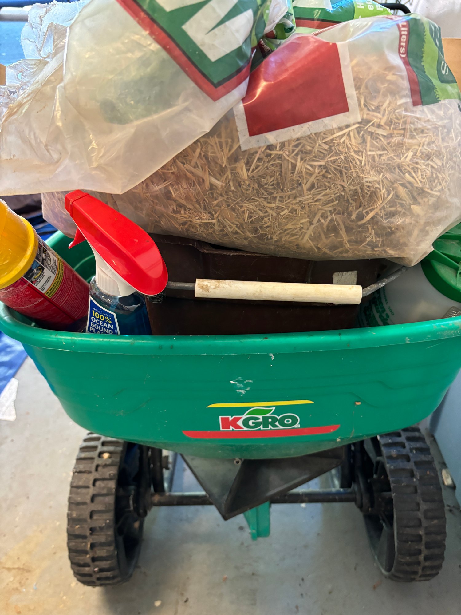 Kgro Spreader And Other Items 2782