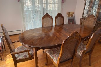 Dining Room Table And 6 Chairs