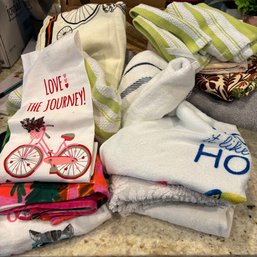 Kitchen Linens Assortment