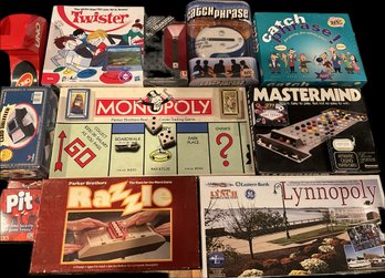 Game Lot B - Electronic Catch Phrase, Catch Phrase, Spellbound, Unopened Twister, Monopoly, Mastermind