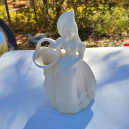 Vintage Haeger Southern Belle 3318 Figurine  (LS)
