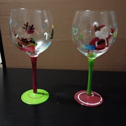 These Festive Christmas-themed Wine Glasses Are Hand-painted With Designs Featuring Santa Claus (NM1)