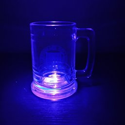 University Of Maine Huskies Glass Beer Stein Mug Features A Blue Seal Emblem (NM1)