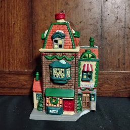 Vintage Dickens Towne Series Christmas Light Up House (NM1)