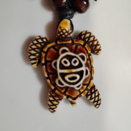 Tribal-style Sea Turtle Pendant Necklace, Crafted From Resin (NM)
