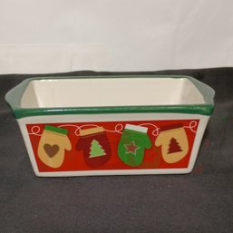 Collectible Nantucket Mini-loaf Pan With Holiday Mitten Design (NM)