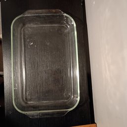 Vintage Pyrex Glass Baking Dish, Identified By The Model Number 234-R (NM)
