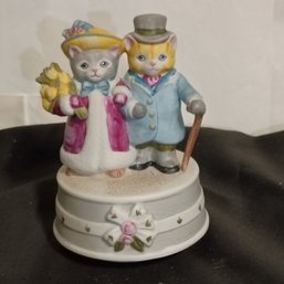 Vintage 'Kitty Cucumber' Wedding-themed Music Box Manufactured By Schmid (NM)