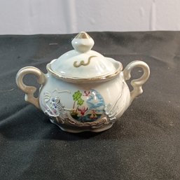 Vintage Florida Souvenir Sugar Dish Made In Japan, Often Referred To As Dragonware Or Moriage Pottery. (NM)
